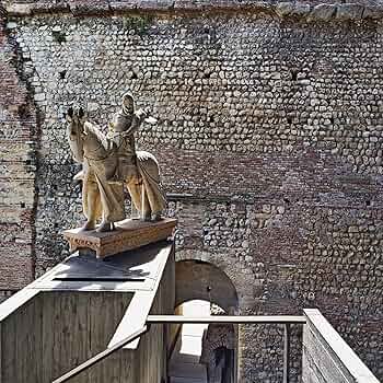 アート・デザイン・音楽 Carlo Scarpa and Castelvecchio Revisited Carlo Scarpa and Castelvecchio Revisited - メルカリ